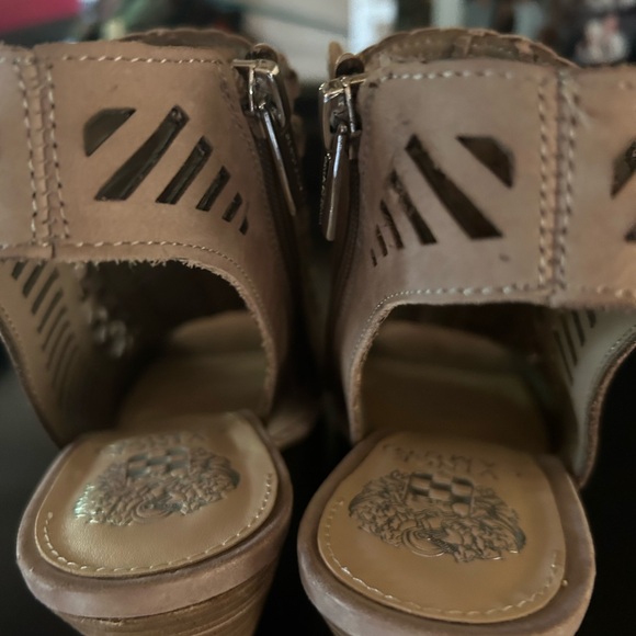 VC-ESHANTEL - Picture 9 of 9